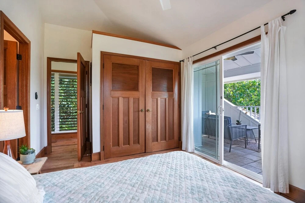 Liho Kai 4 Bedroom Home by RedAwning