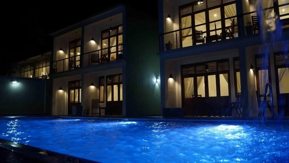 Hotel Athgira