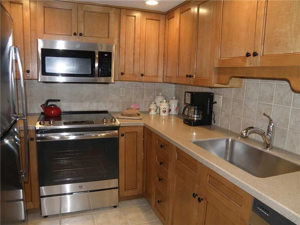 Stonebridge Condominiums
