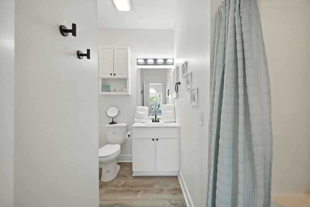 Magnolia Place 4737-204