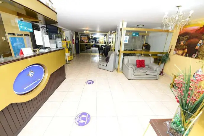 Lucky Star Hotel