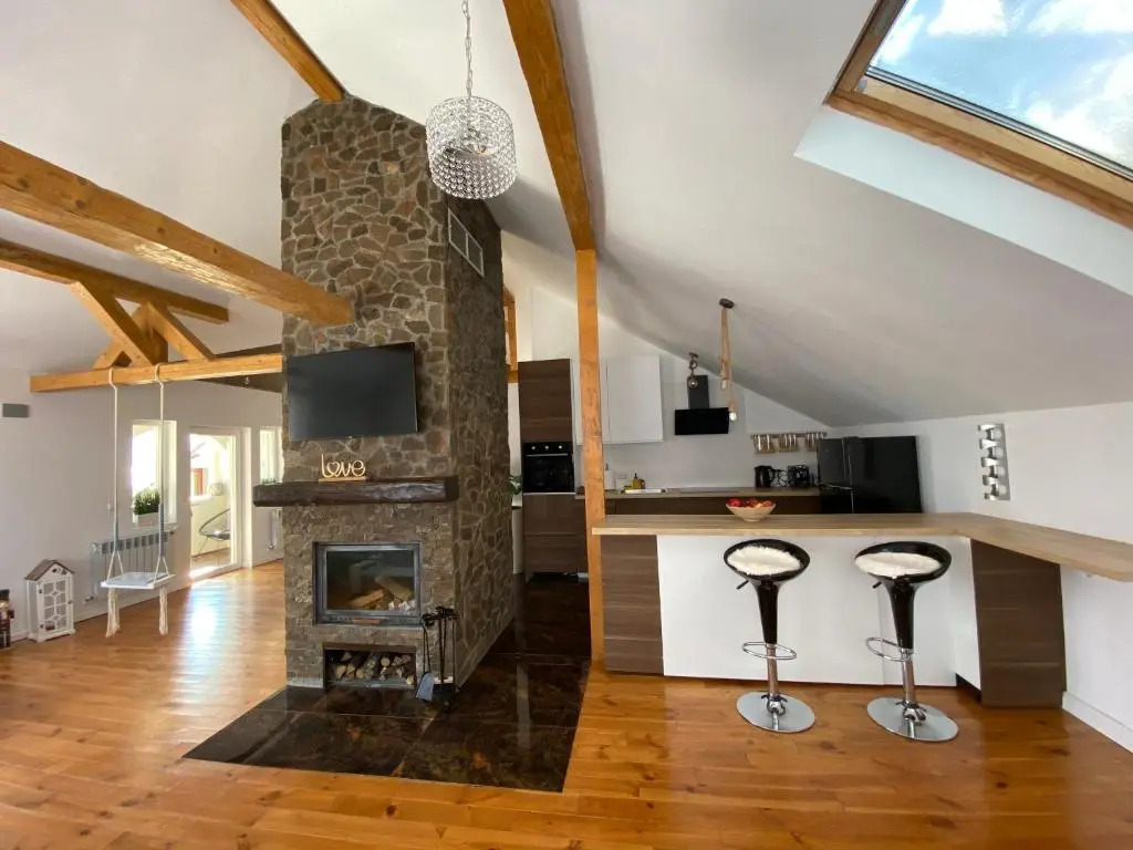Attic 33