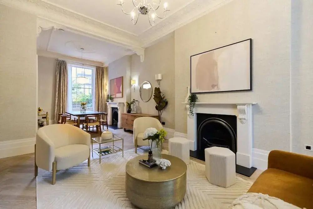 The Bayswater Retreat - Adorable 3bdr Flat With Balcony