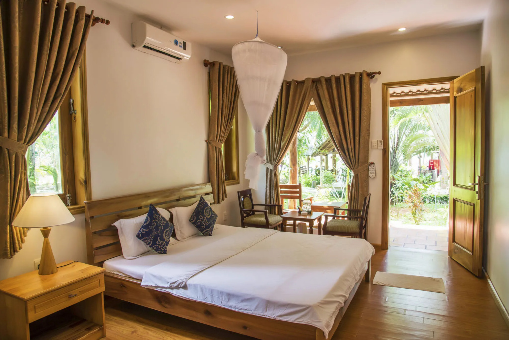Coco Palm Beach Resort