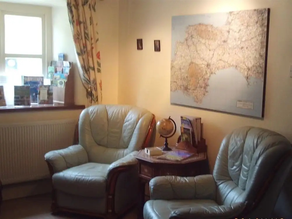 Pyle Guest House