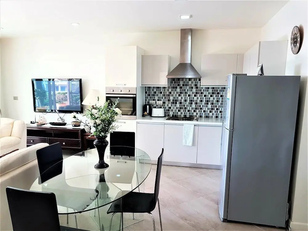 KB Apartments 3 Karon Beach by PHR
