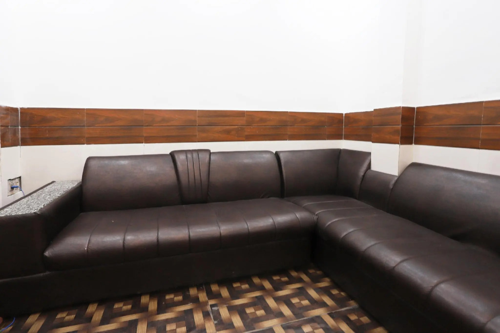 OYO 39868 Hotel Sabri Gulshan