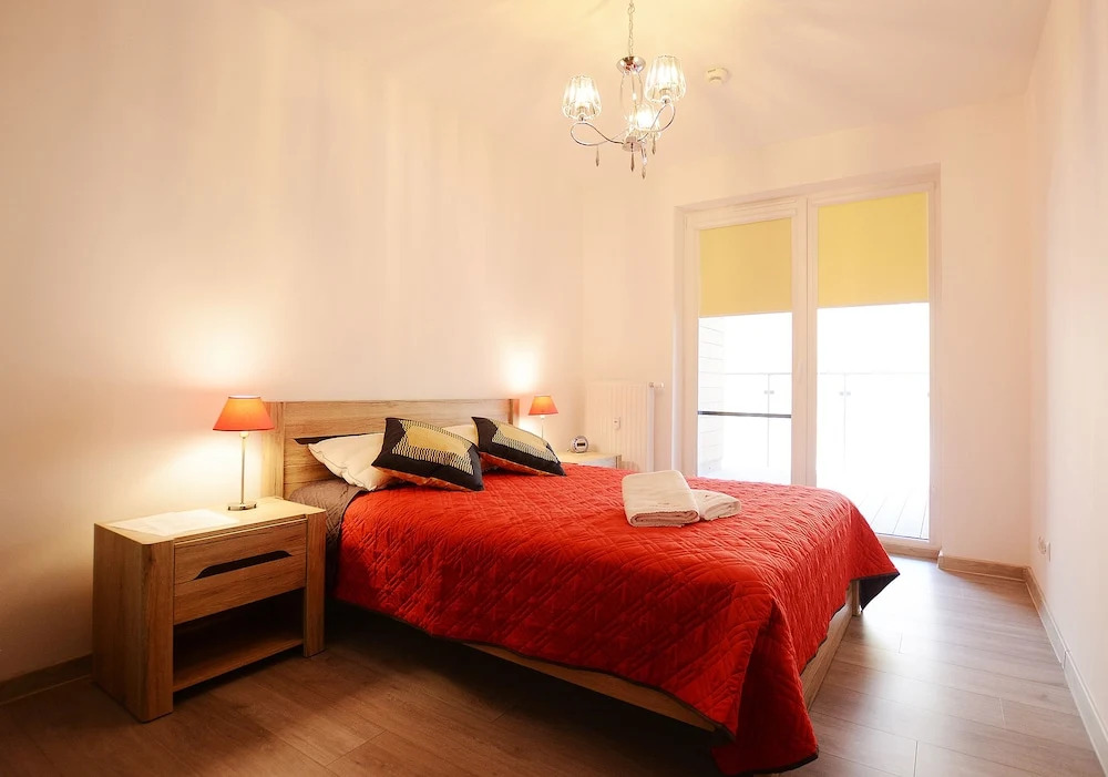 Golden Sun Apartments- Polanki