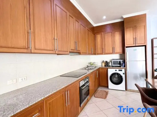 Pattaya 3 Bedroom pool villa near walking street 800 meter