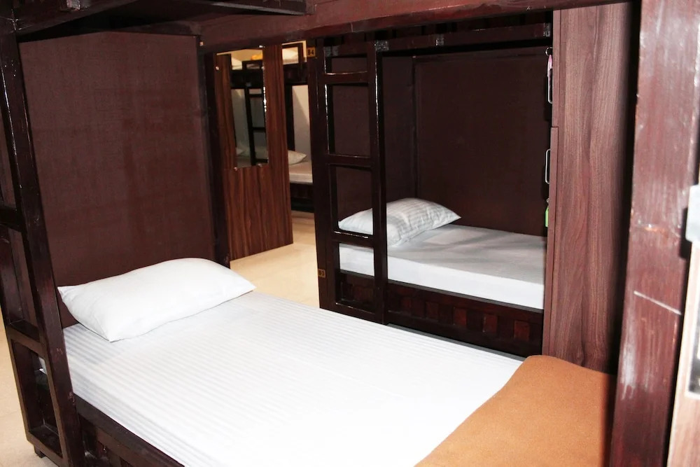 Eco Inn Dormitory - Hostel