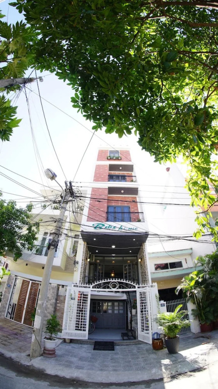 Bobo House