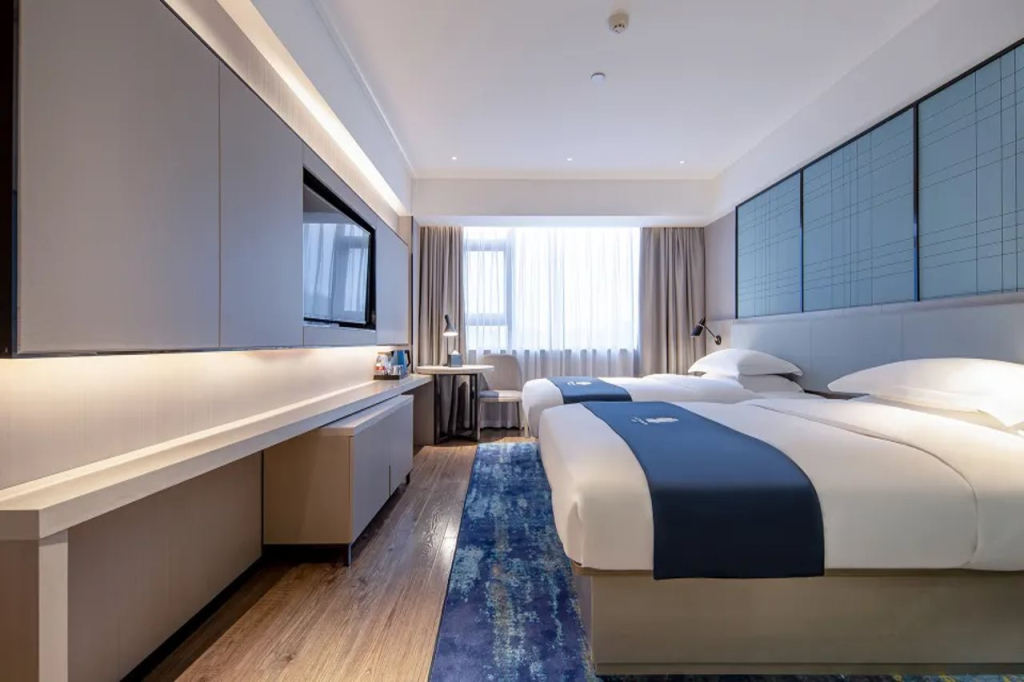 Echarm Hotel (Hechi Yizhou Municipal Center Plaza)
