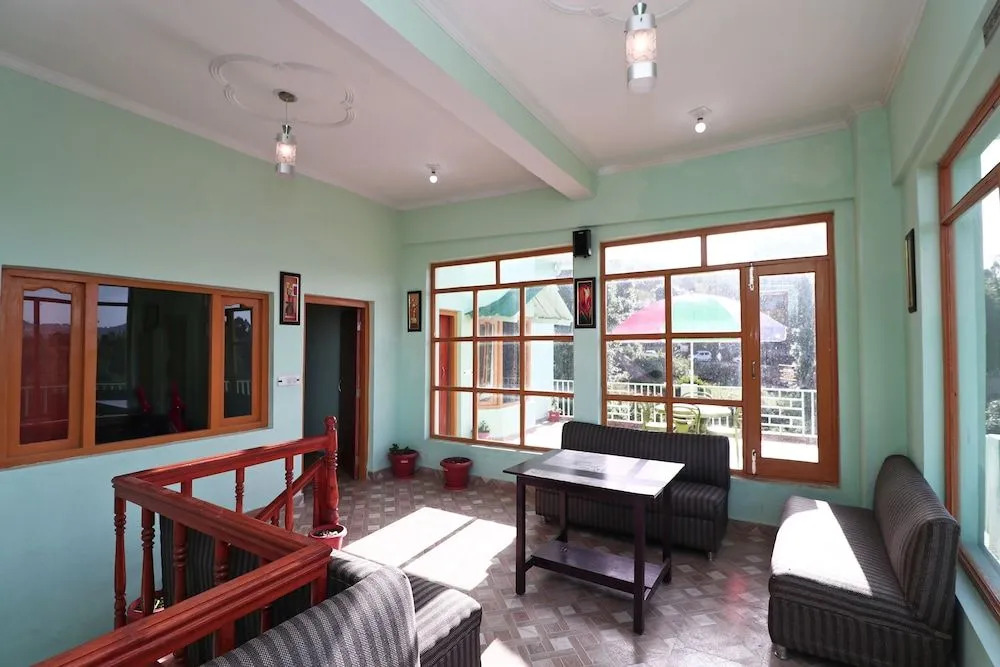 OYO 15170 Maa Gauri Resort