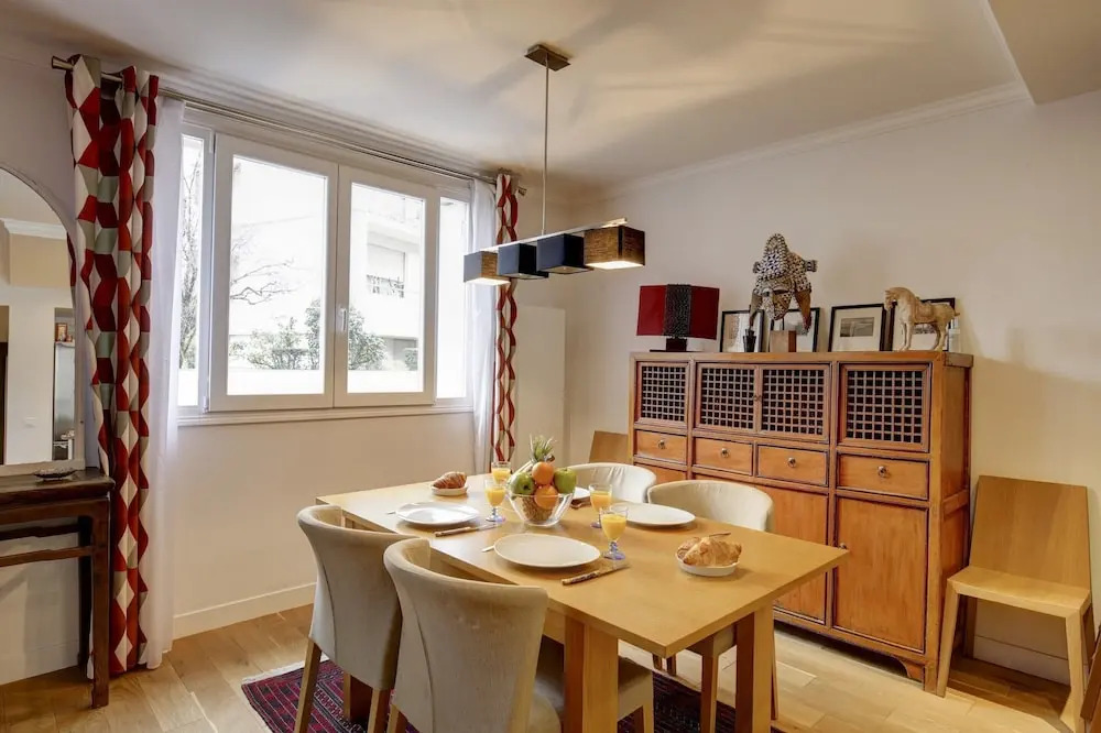 Cambronne - Eiffel Tower Apartment