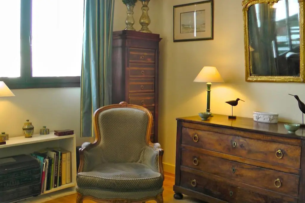 Apartment Living Jean Nicot