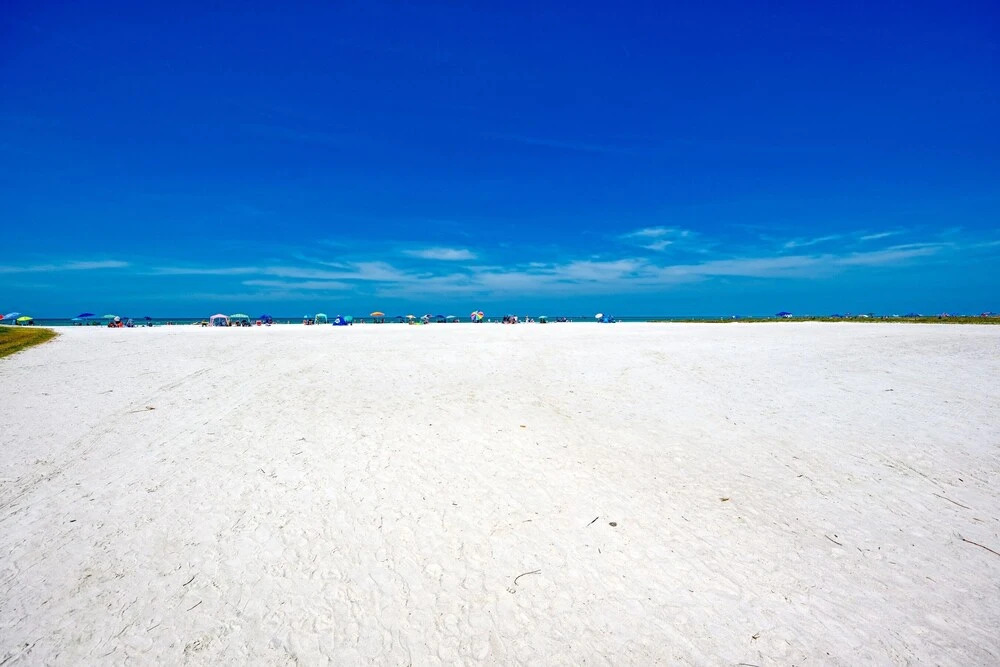 Midnight Cove Ii 111f - Spectacular Vacation Rental! 2 Bedroom Condo