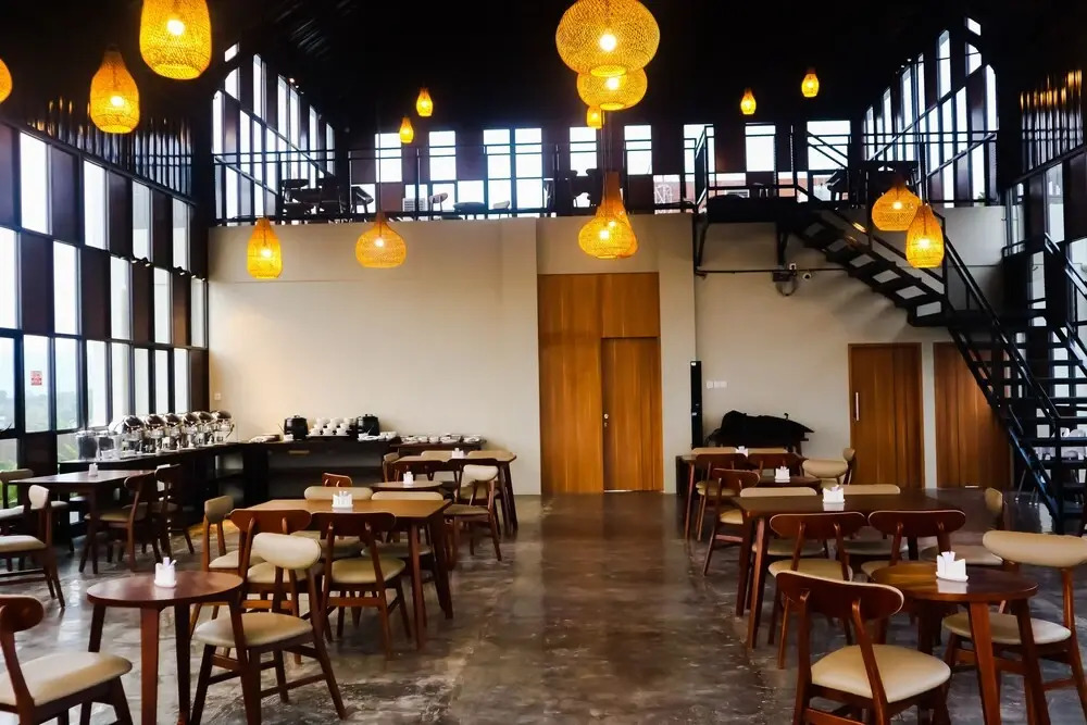 Front One Hotel Gombong