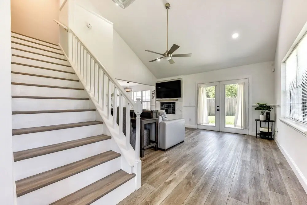 Modern Jacksonville Home - Close to River!