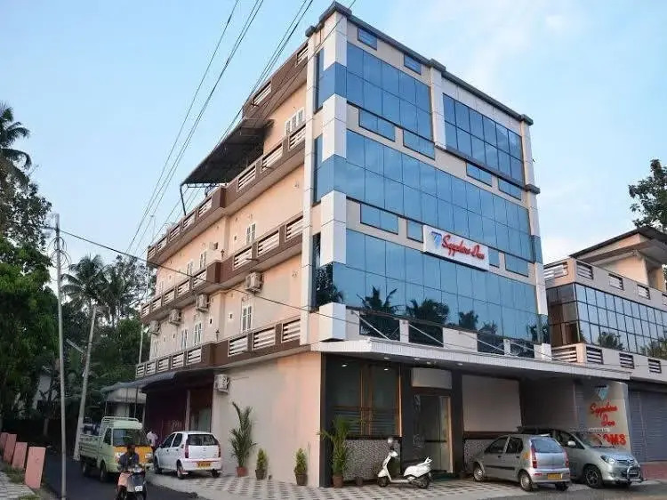 SAPPHIRE INN
