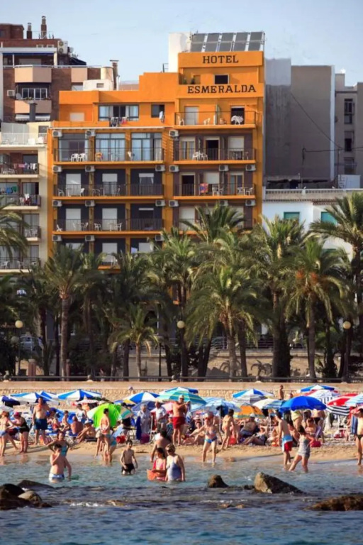 Casual Pop Art Benidorm by Casual Hoteles