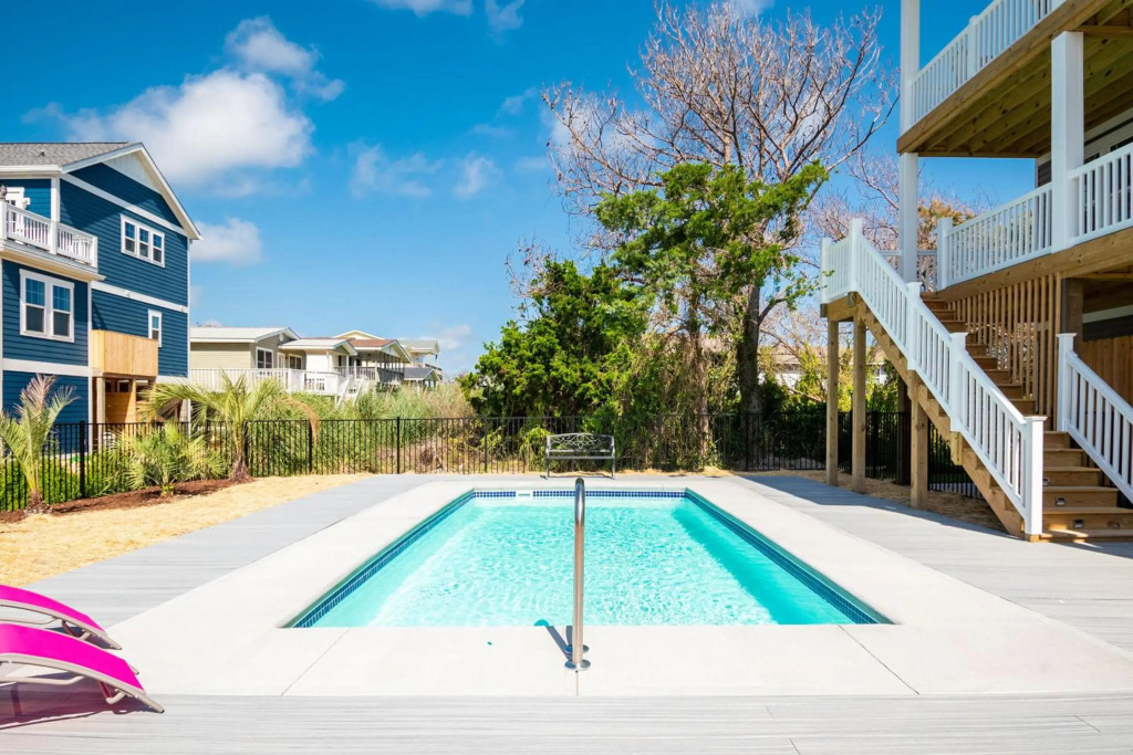 Sweet Sunshine by Oak Island Accommodations