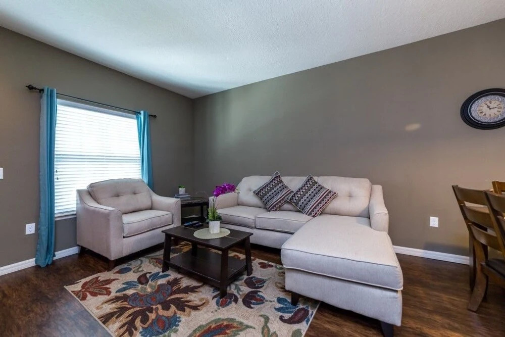 Amazing Townhome! - Lucaya Village - 9006SD