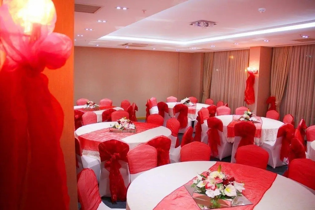 Adanava Hotel