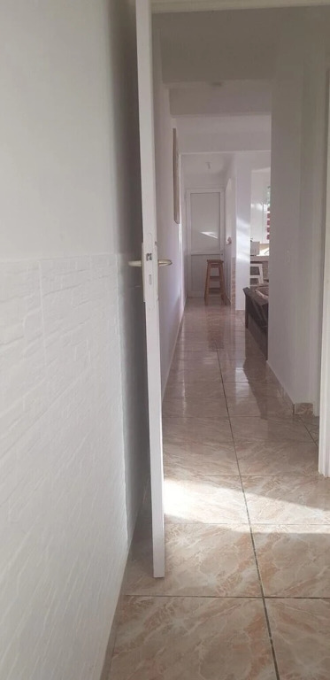 Apartment with One Bedroom in Le Gosier, with Wonderful Mountain View, Enclosed Garden And Wifi - 3 Km From the Beach