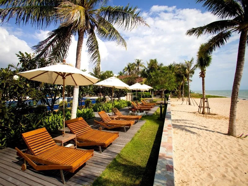 Eiamsiri Resort