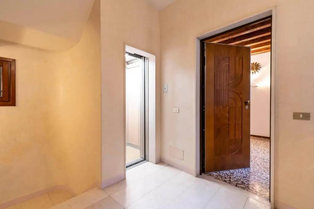 San Marco - 2 Bedrooms with Lift