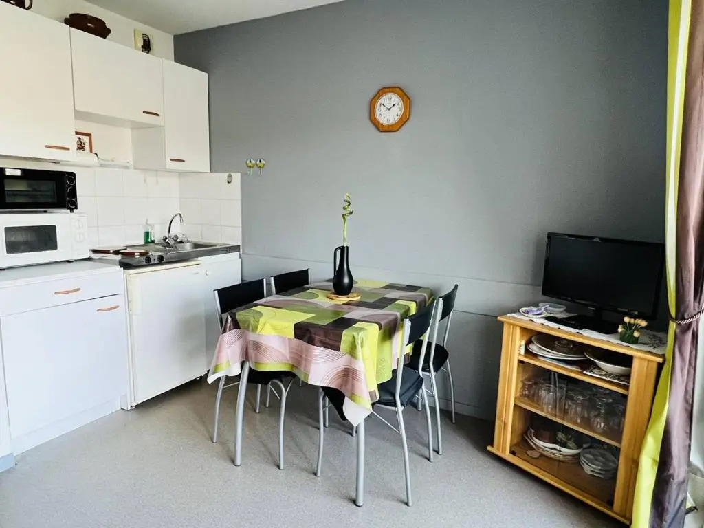 Appartement Cambo-les-Bains, 1 pièce, 3 personnes - FR-1-495-64