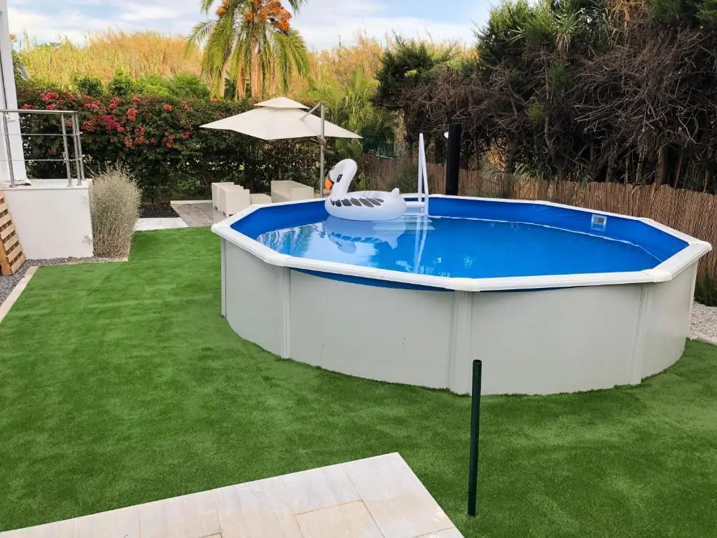Little Paradise close to La Sala in Puerto Banus / quiet