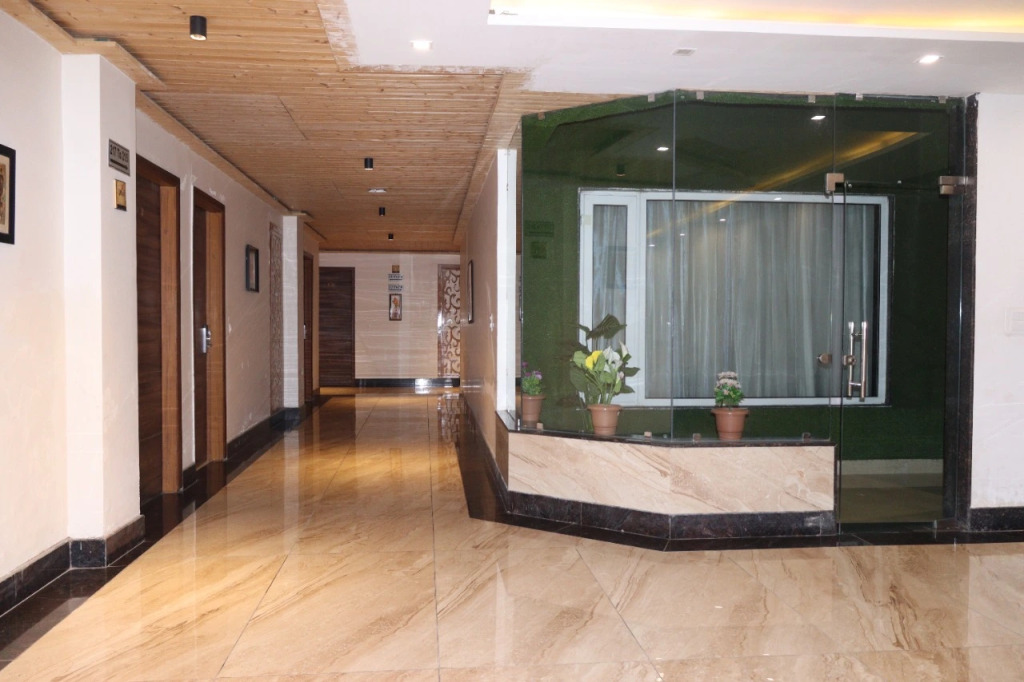 Hotel Jasmine Grand