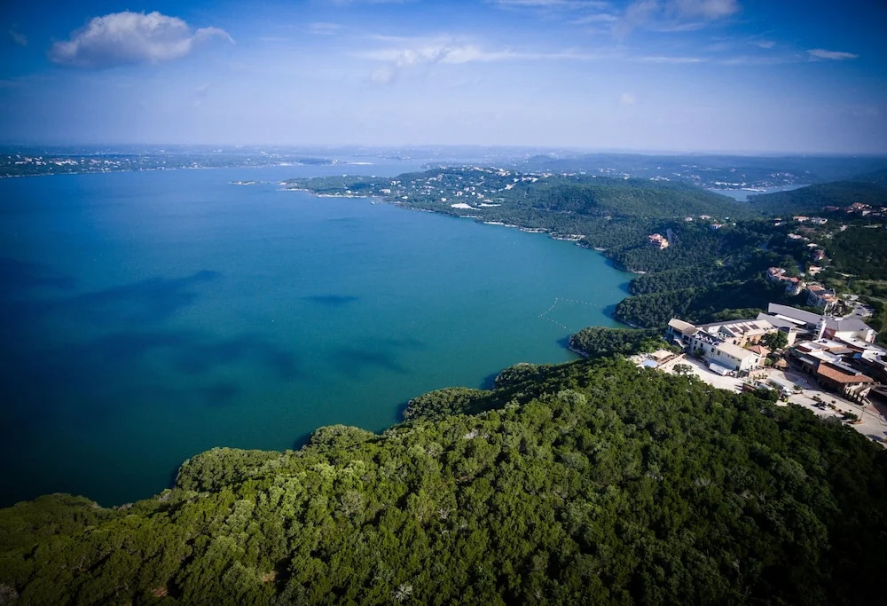 Lakeside Gem In Ridge Harbor W/ Resort Amenities 3 Bedroom Home