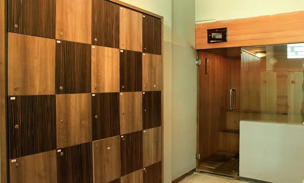 Simply Valore Hotel