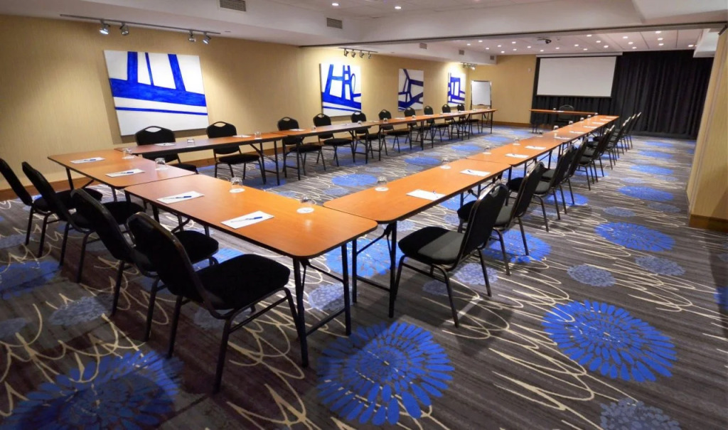 Holiday Inn Express Hotel & Suites Saint - Hyacinthe by IHG