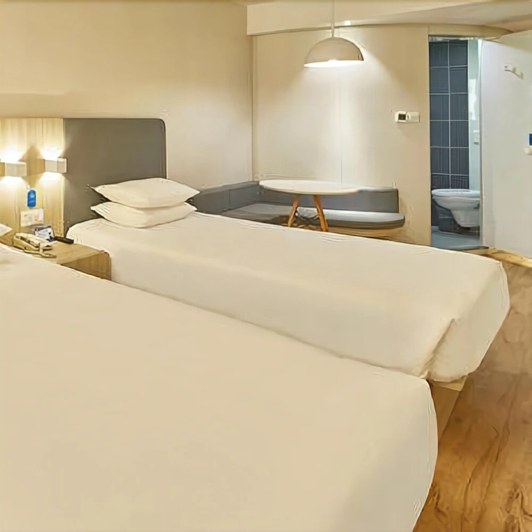 Hanting Hotels in Jinan Olympic Sports Centre Store