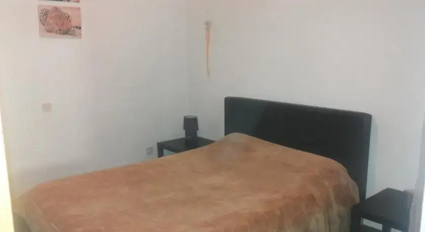 Nikis Lodge