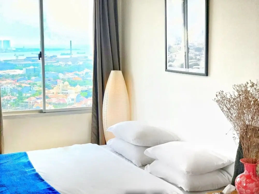 Marina Mediterania Ancol by Andrew