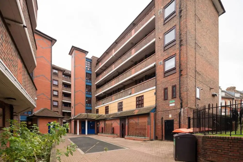 Homely 1 Bedroom East London Flat