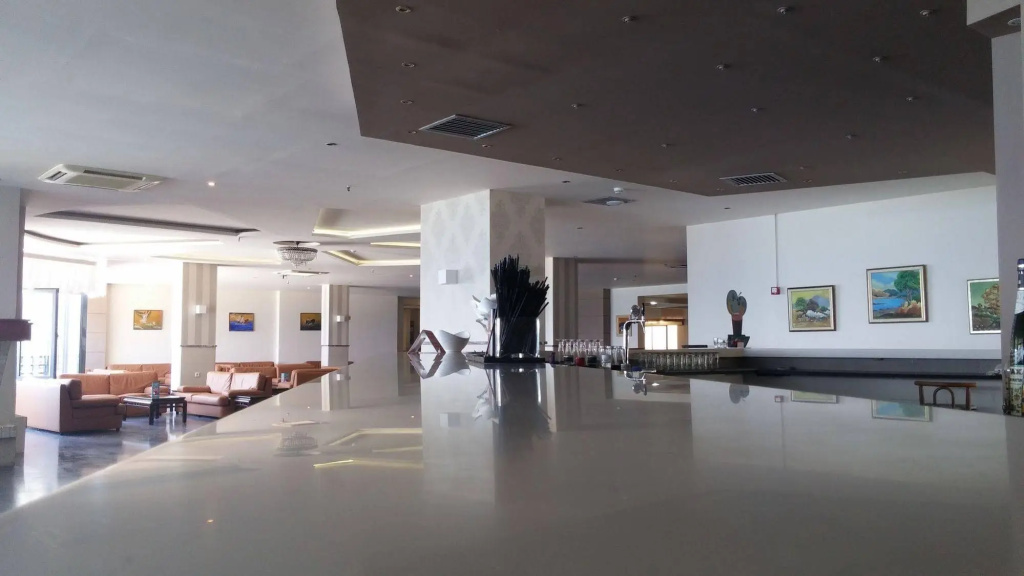 Themis Beach Hotel
