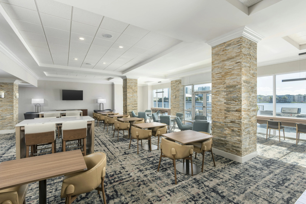 Homewood Suites Miami Airport/Blue Lagoon