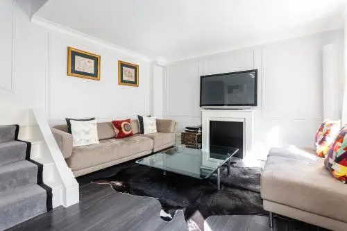 Stanhope Mews West II by Onefinestay