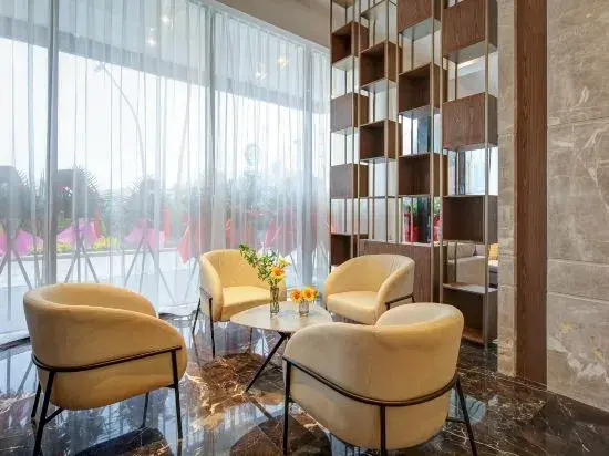 Kyriad Marvelous Hotel (Chengdu Overseas Chinese Town Happy Valley Store)
