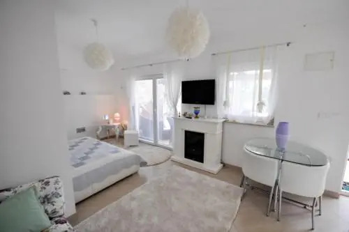 Holiday Home T