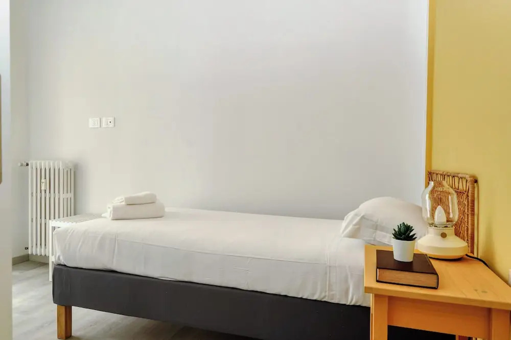 JOIVY Charming 2BR Flat near City Life