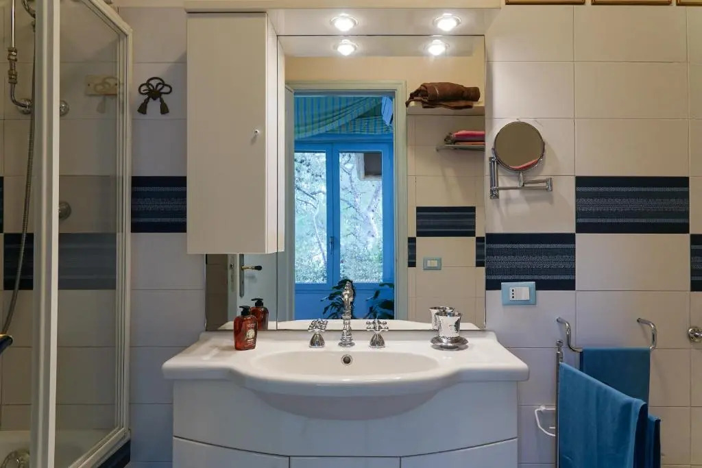 Luxury Apartment and Charm Sea View Isola Bella