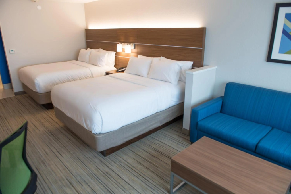 Holiday Inn Express & Suites Louisville N - Jeffersonville by IHG