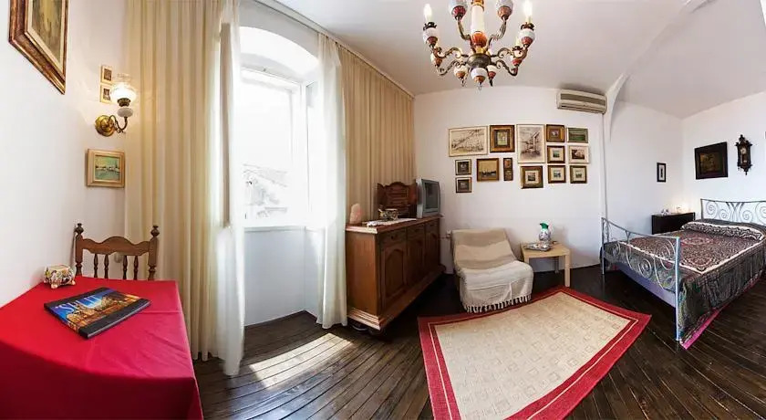 Central City Bruna Apartments