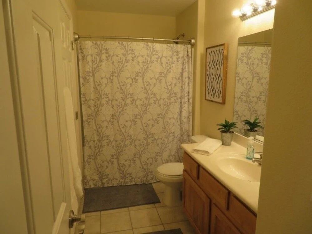 David And Johnelle R 3 Bedroom Condo